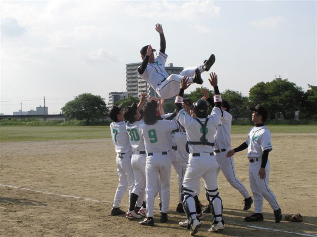 優勝胴上げ